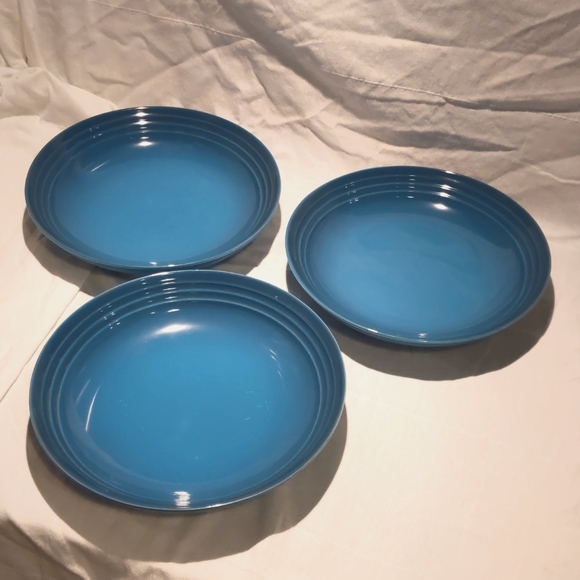 Le Creuset Dining Le Creuset Pasta Bowl Blue Stoneware Bowlplate In